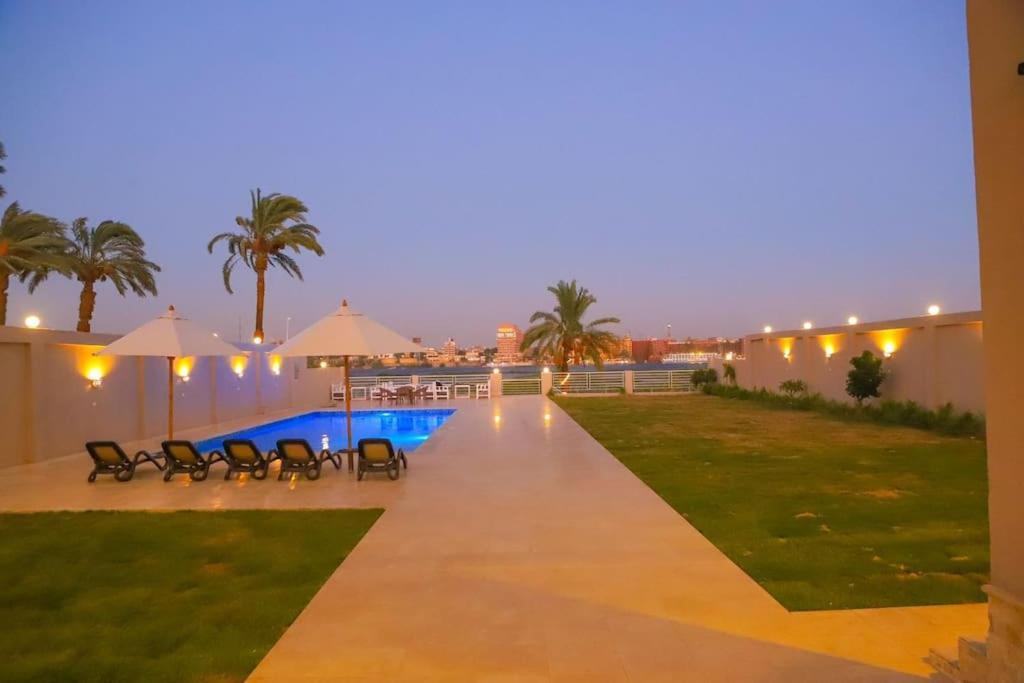 Royal Nile - Nile View 2 *